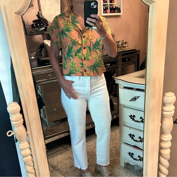 Tropical Top - Picture 2 of 9